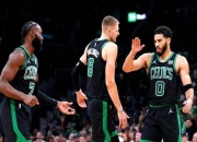 开云体育-独行侠不敌湖人，波尔津吉斯表现出色