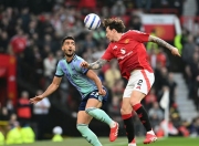 开云平台-曼城客场逼平曼联，收获英超殿军