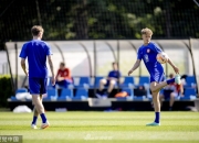 开云体育官网-荷兰队遭遇意外失利，无缘欧国联半决赛