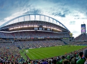 开云官网-赛道风暴，雷诺车队横扫威廉姆斯，拉塞尔状态火热改写格局