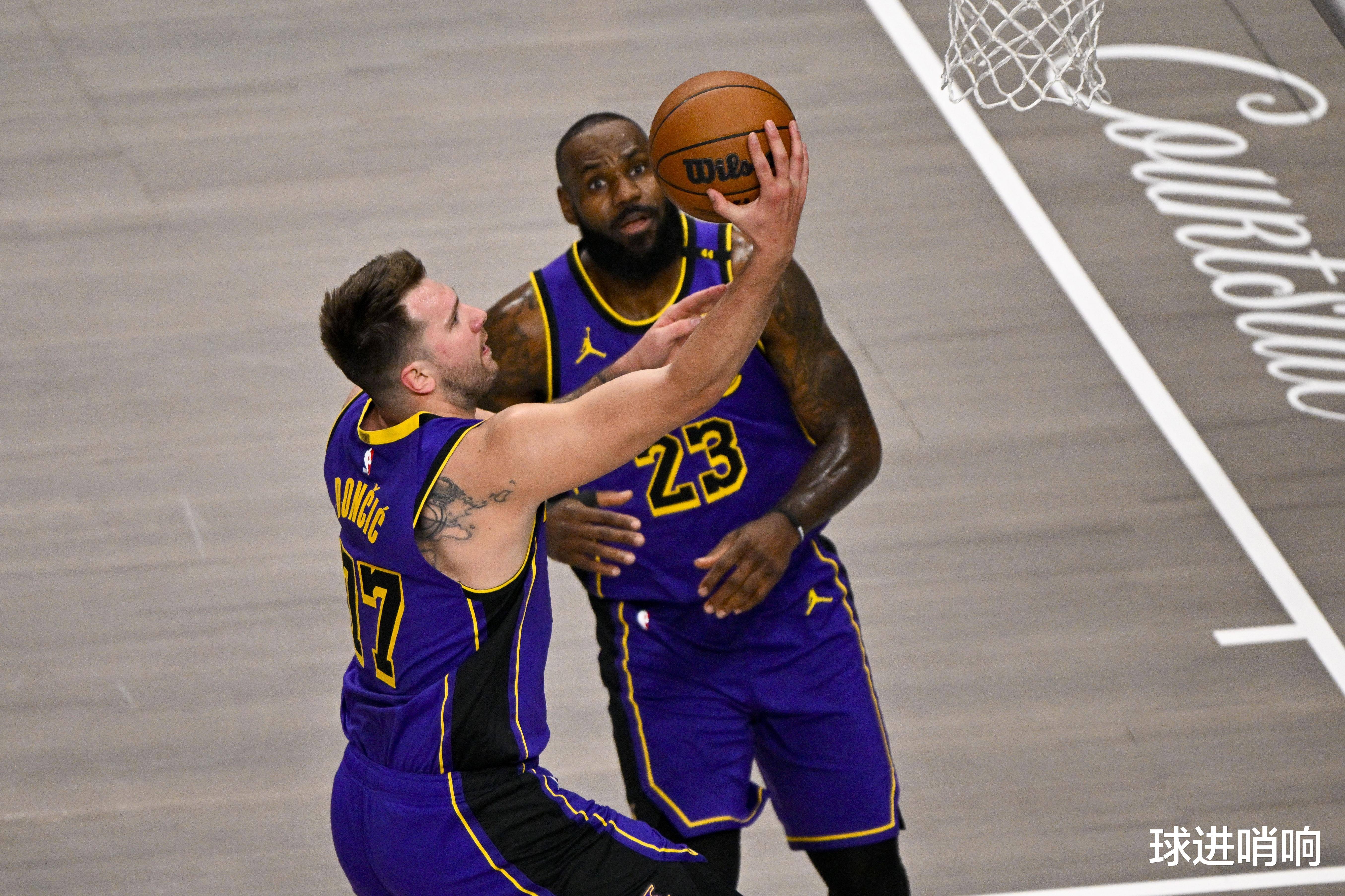 快船碾压篮网，詹姆斯关键制胜