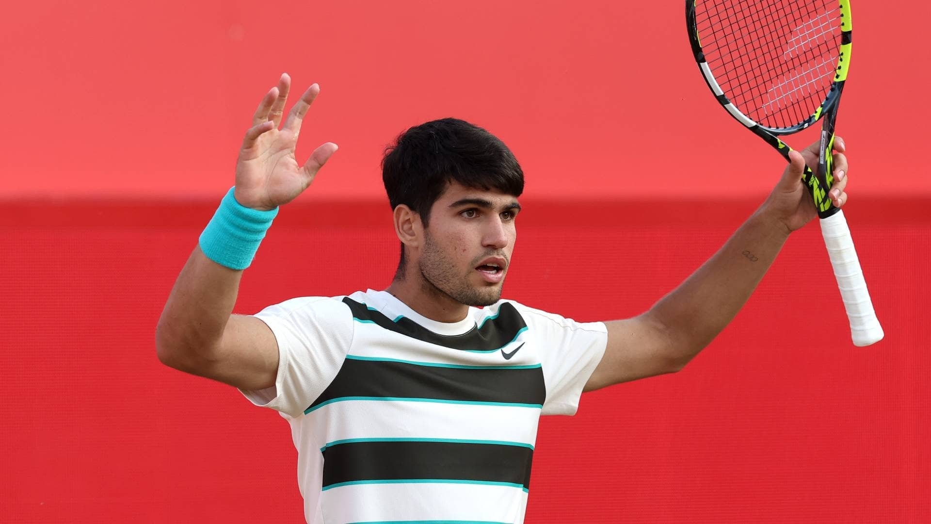 关于英国网球队逆转美国网球队，阿尔卡拉斯惊艳世界的信息