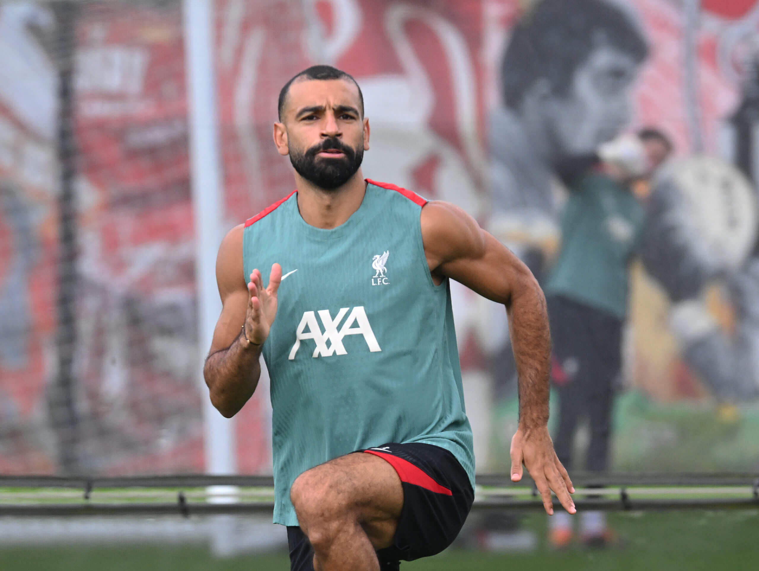 包含波兰强势日本，萨拉赫爆发神勇的词条