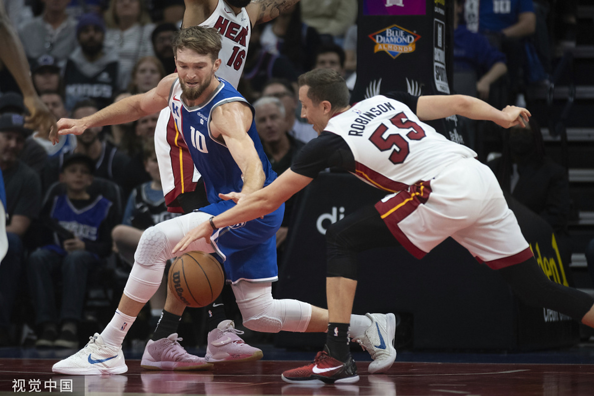 美国男篮轻取热火B队,萨博尼斯打破历史纪录 美国男篮轻取热火B队,萨博尼斯打破历史纪录