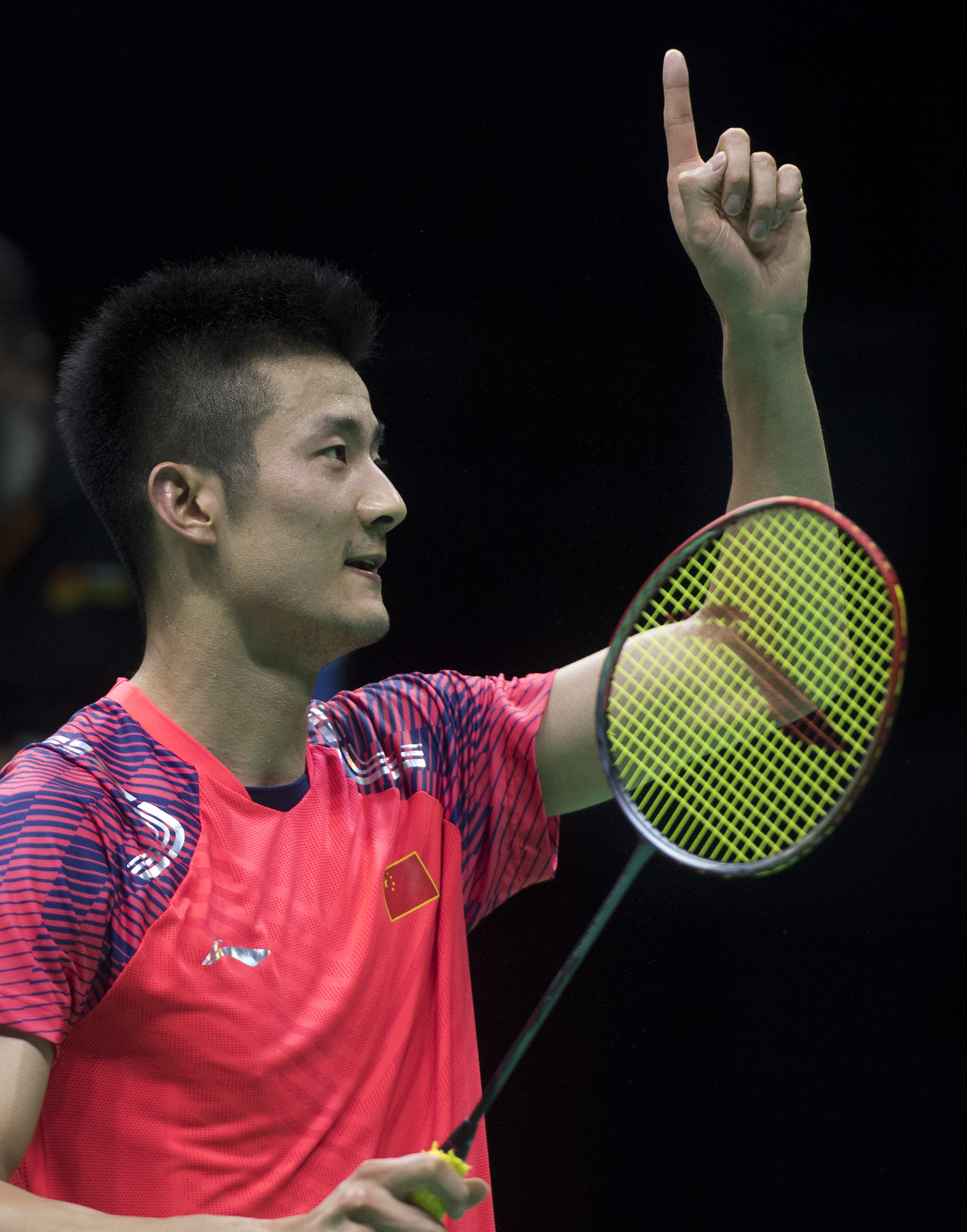 包含印尼羽毛球队翻盘马来西亚羽毛球队，谌龙制霸全场的词条