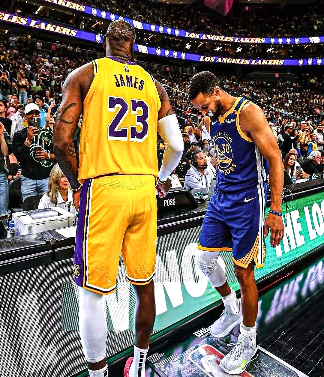 湖人连胜爵士,西部决赛实力无可匹敌 湖人连胜爵士,西部决赛实力无可匹敌