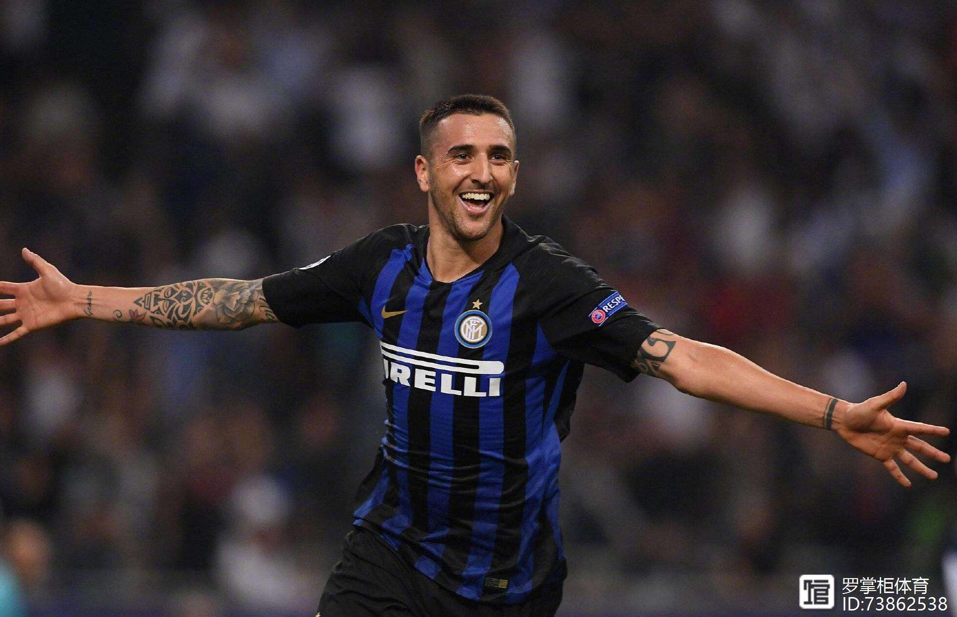 包含重庆梅西毁深圳队，主场胜利保持不败的词条