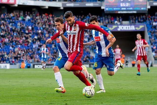 关于马德里双雄在联赛对决中上演激烈对抗的信息 关于马德里双雄在联赛对决中上演激烈对抗的信息