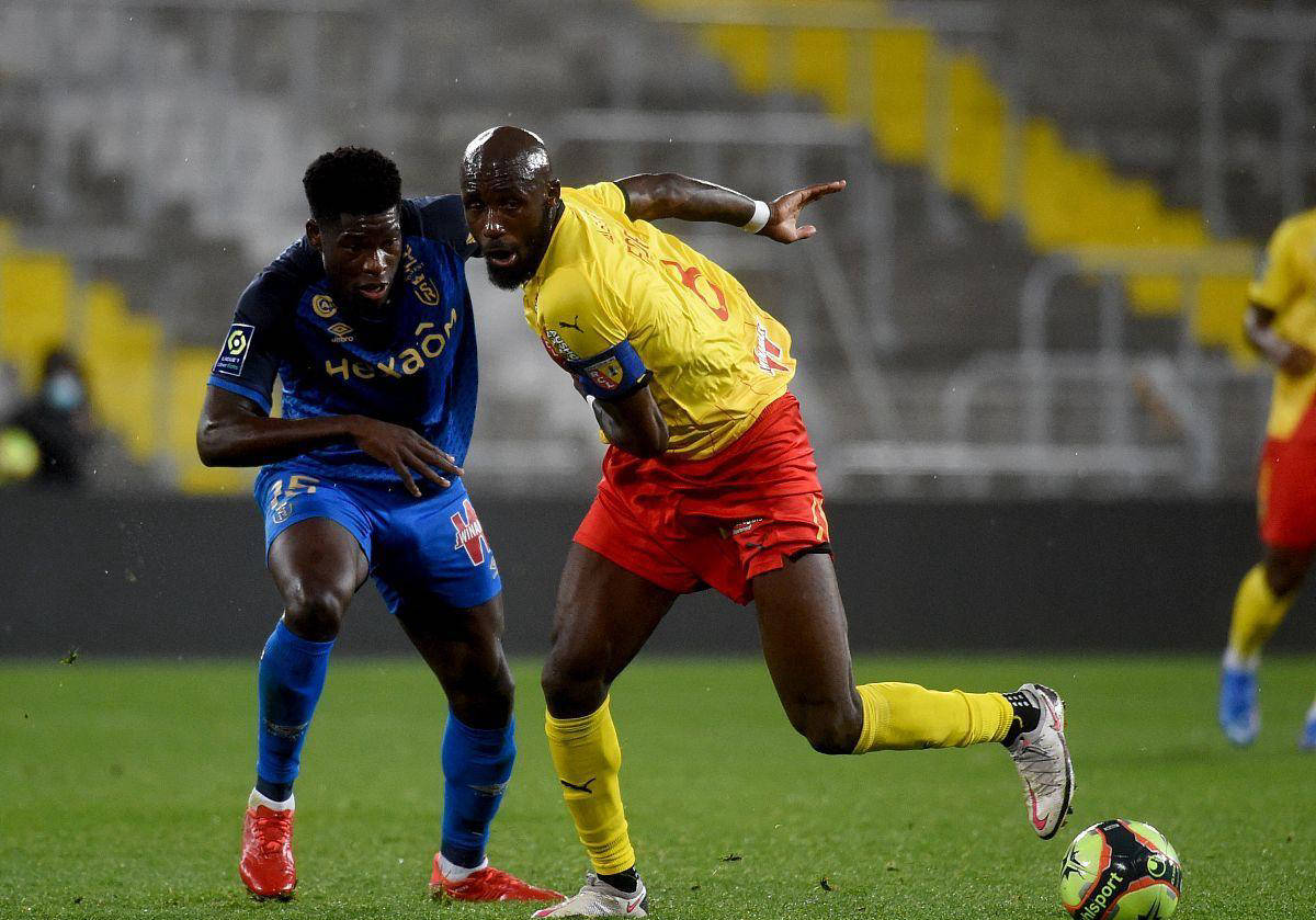 朗斯主场击败马赛,法甲保级前景再现曙光的简单介绍 朗斯主场击败马赛,法甲保级前景再现曙光的简单介绍