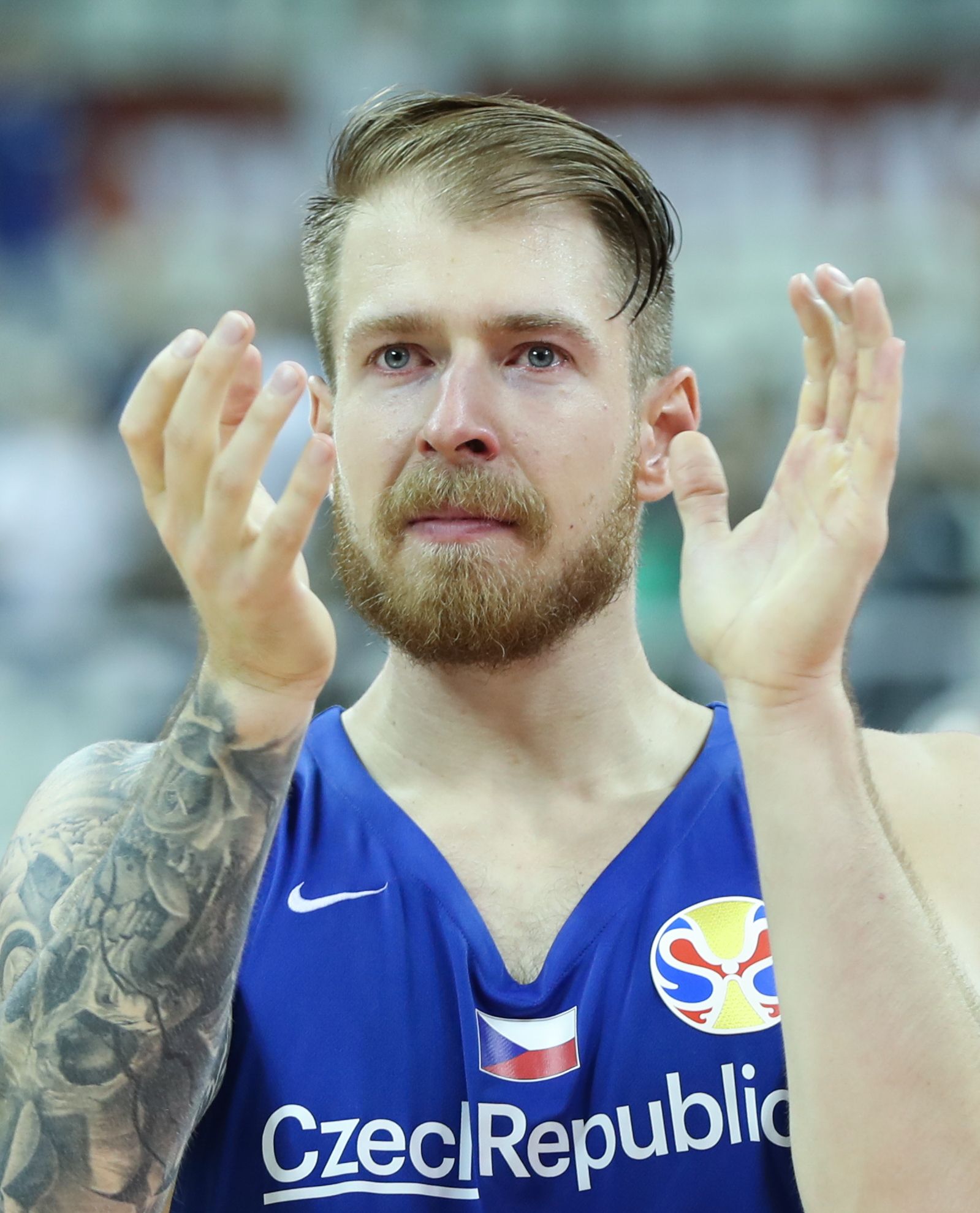 捷克篮球队逆袭夺胜，晋级男子四强赛