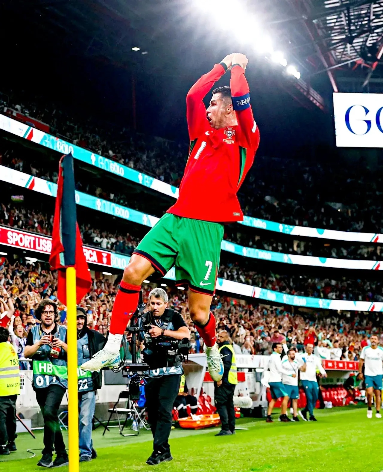 欧国联比赛中球员们的临危不惧 欧国联比赛中球员们的临危不惧