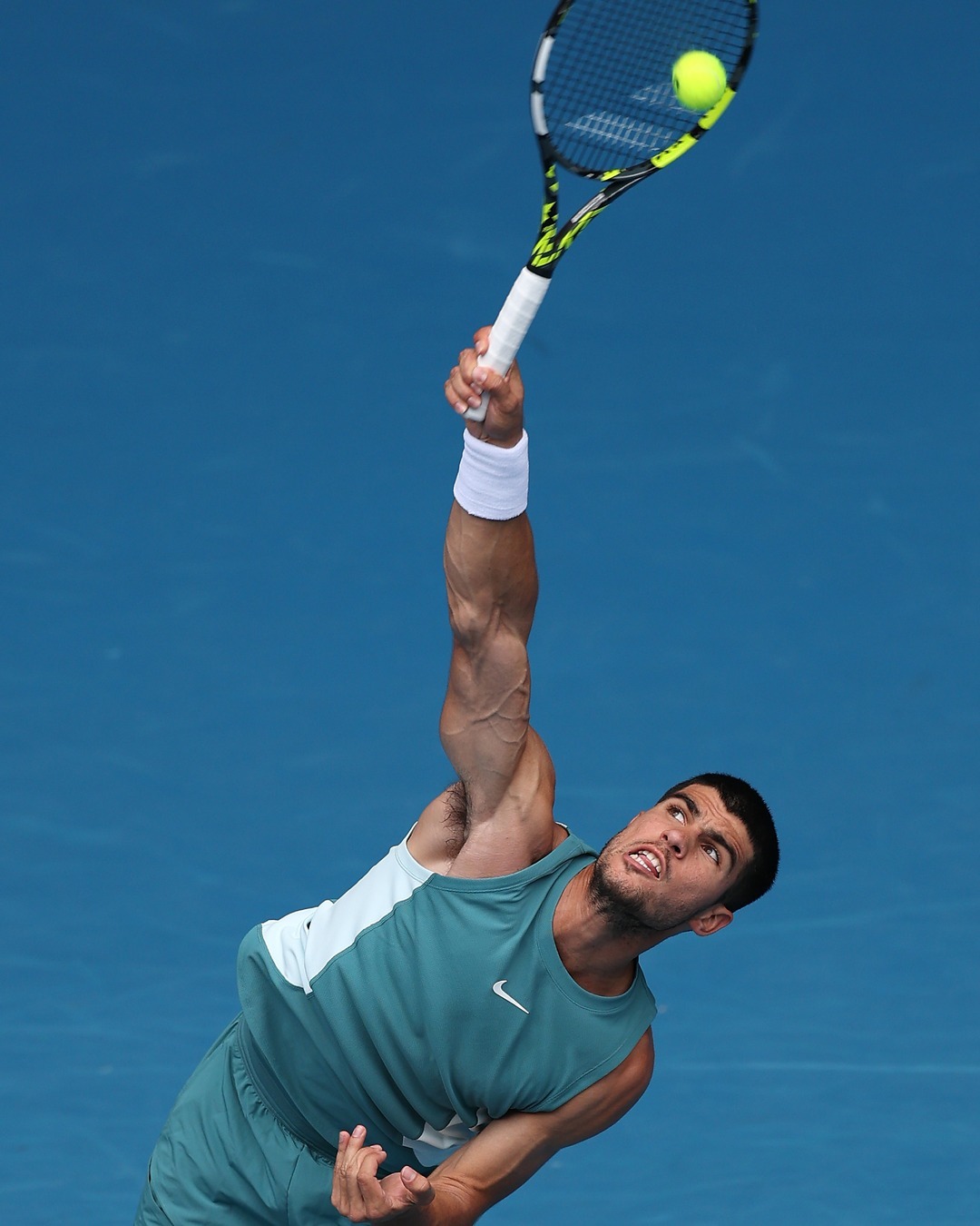 ATP总决赛轻取澳网,阿尔卡拉斯惊艳四座 ATP总决赛轻取澳网,阿尔卡拉斯惊艳四座