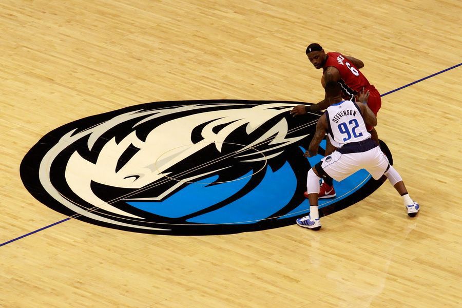 关于哈斯车队绝杀梅赛德斯,佩雷兹状态火热的信息 关于哈斯车队绝杀梅赛德斯,佩雷兹状态火热的信息