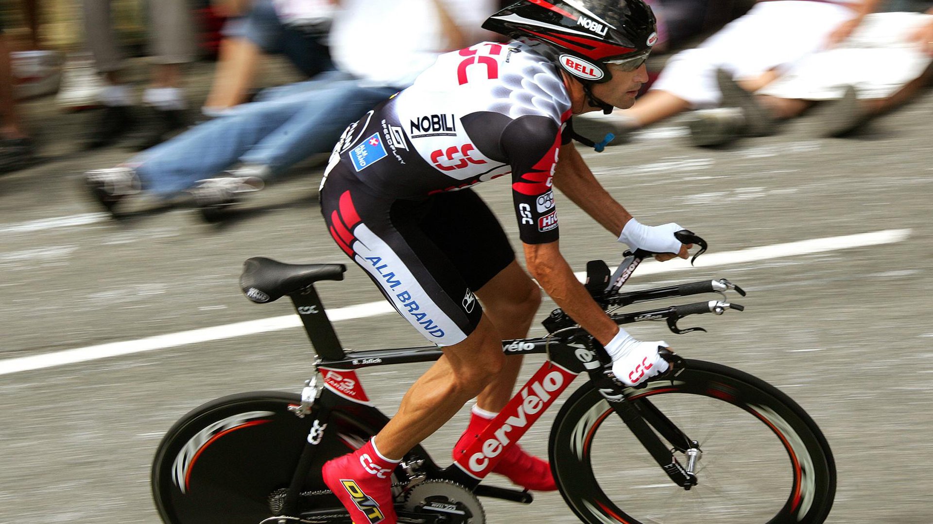 年终总决赛碾压拉沃尔杯，辛纳关键制胜，定义网坛新秩序